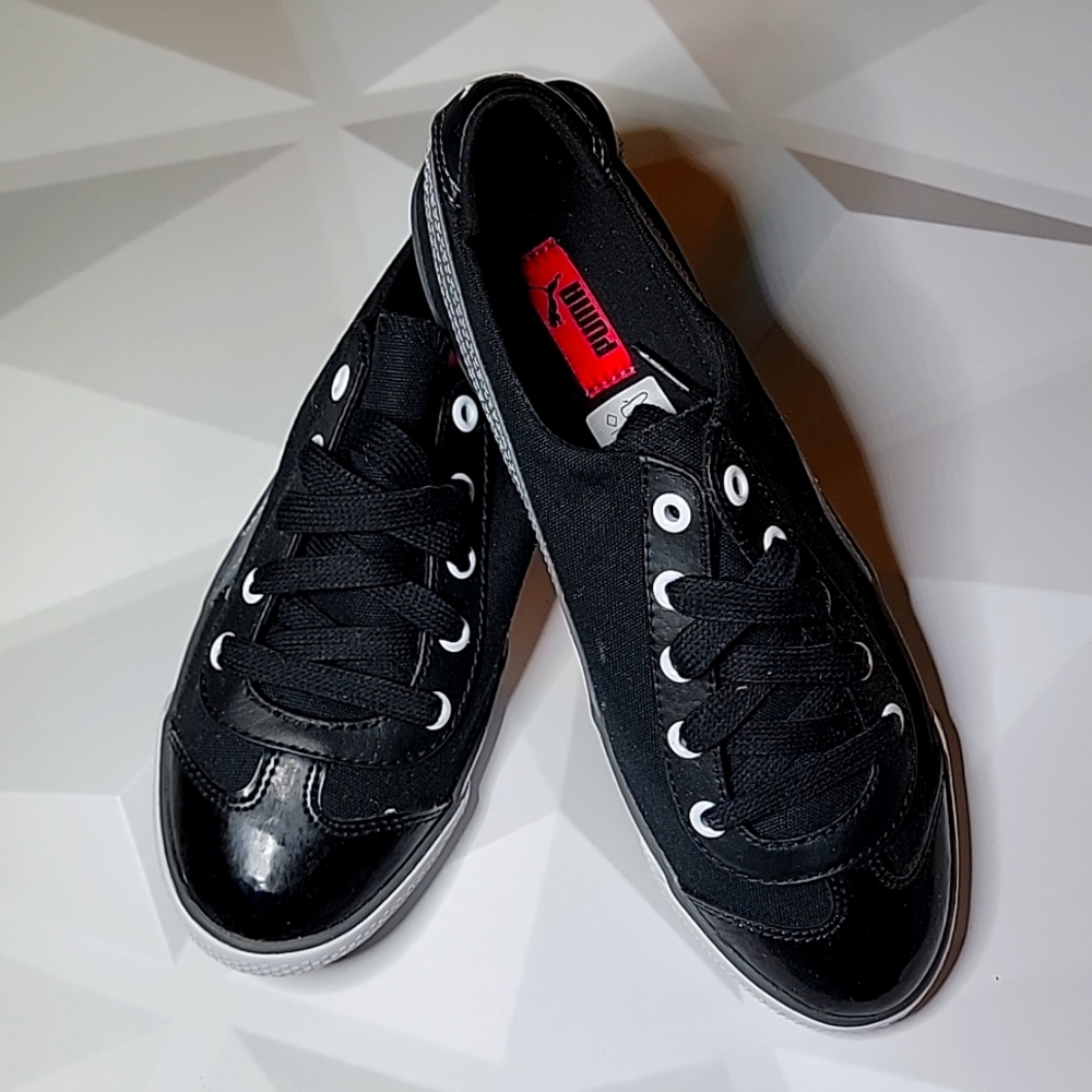 New Puma Sneakers size 8